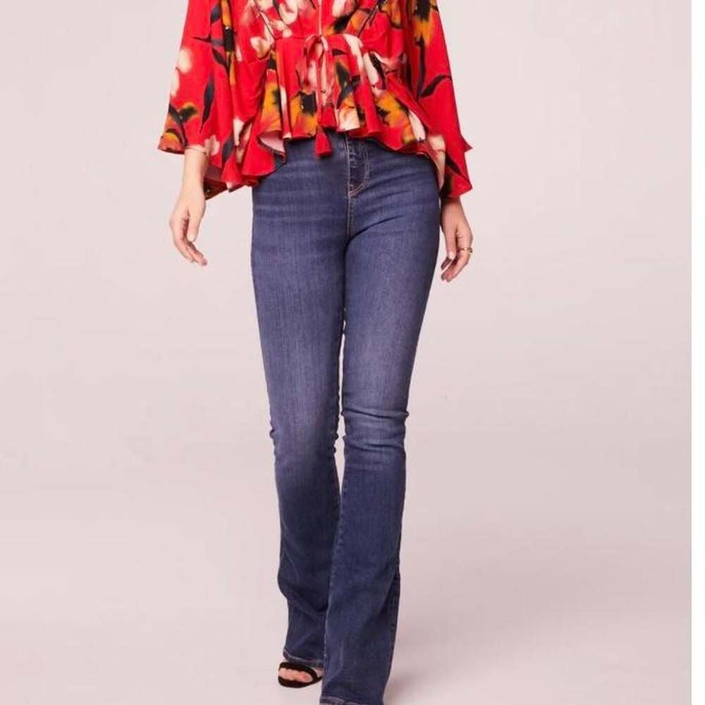 Band of the Free Red Floral Wrap Top Size Small
